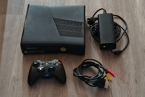 Xbox 360 slim - slim, regionsfrei