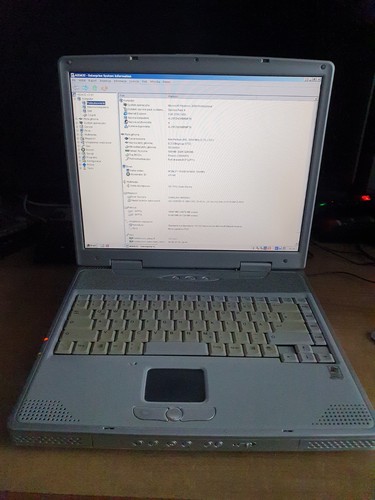 Retro gaming laptop pentium - retro,